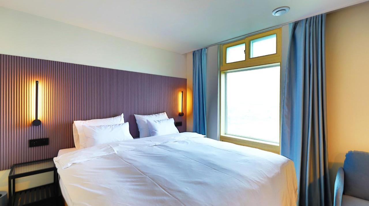 Little Prince Hotel Gunsan Esterno foto