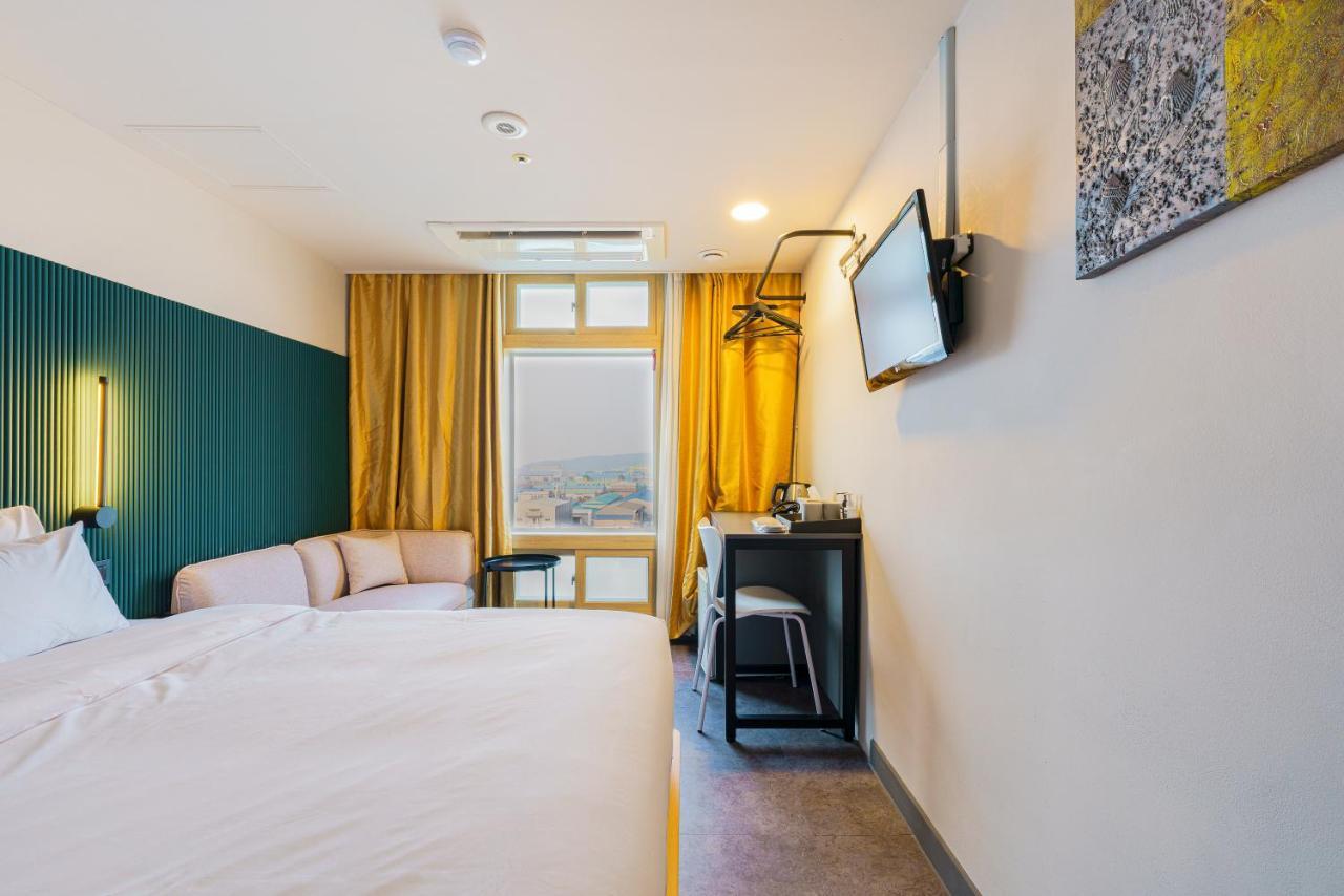 Little Prince Hotel Gunsan Esterno foto