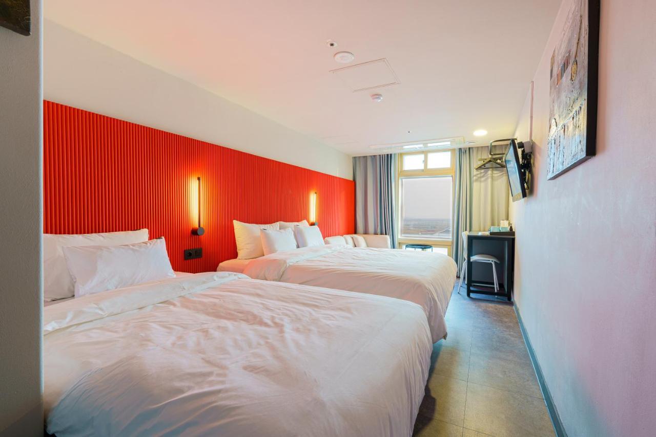 Little Prince Hotel Gunsan Esterno foto