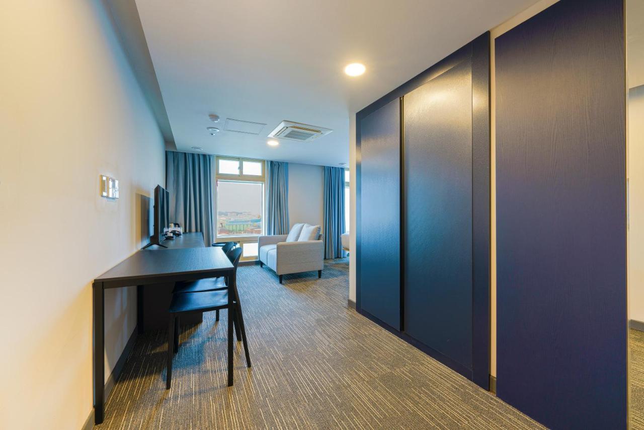 Little Prince Hotel Gunsan Esterno foto